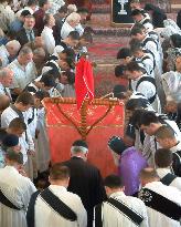Syriac Orthodox Christians observe Easter in Baghdad